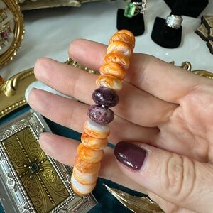 Unisex Spiny Oyster Orange and Purple Beaded Stretch Bracelet